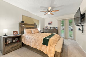 Primary Bedroom1a