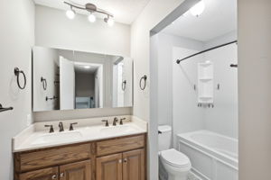  Photo 23