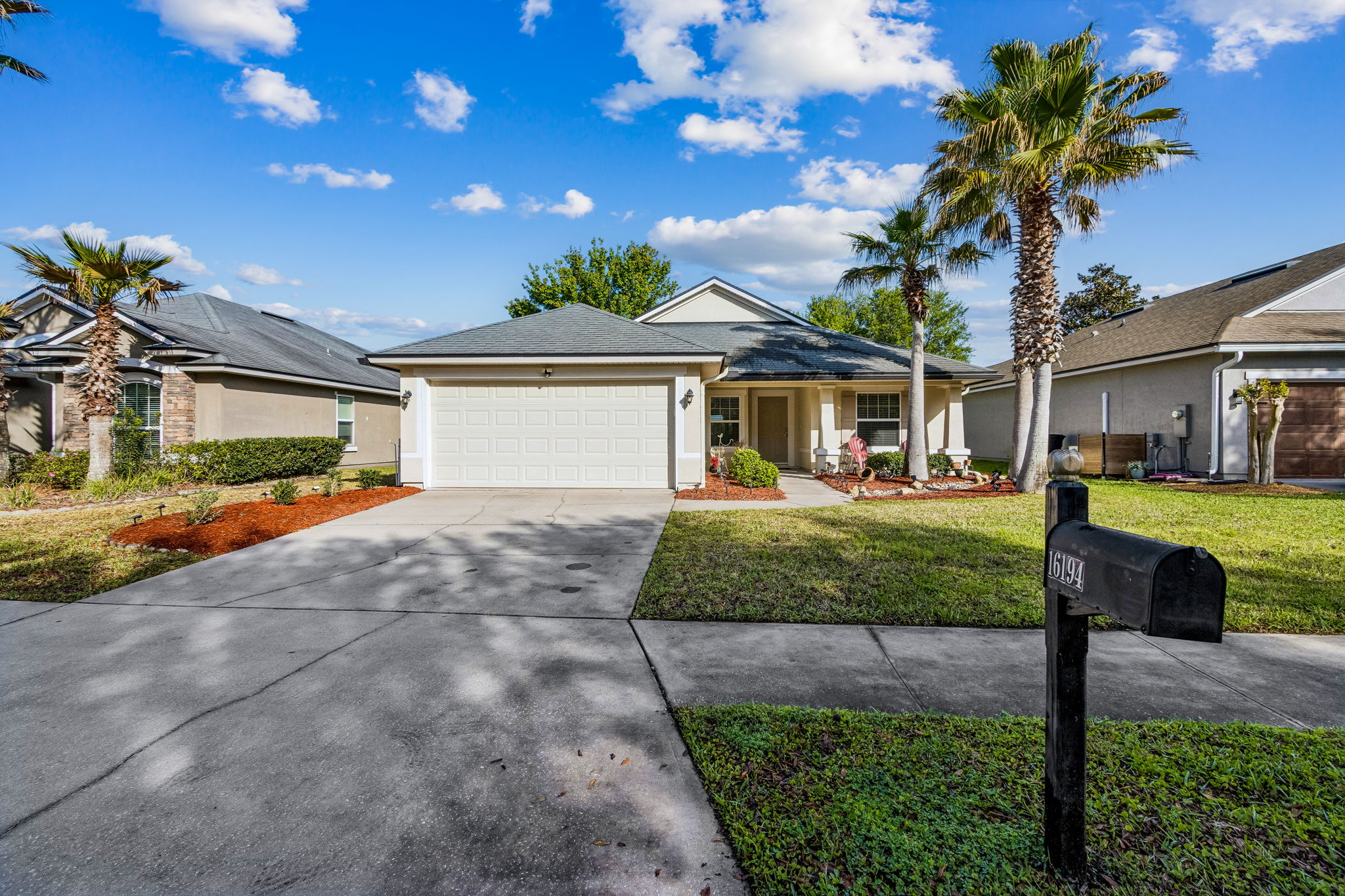 Welcome to 16194 Magnolia Grove