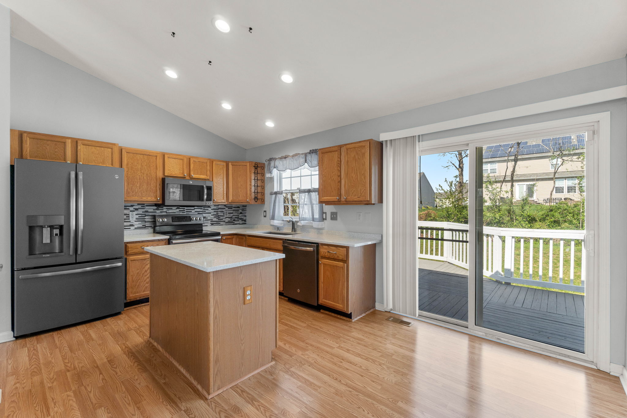 162 Bentley St, Taneytown, MD 21787, USA Photo 8