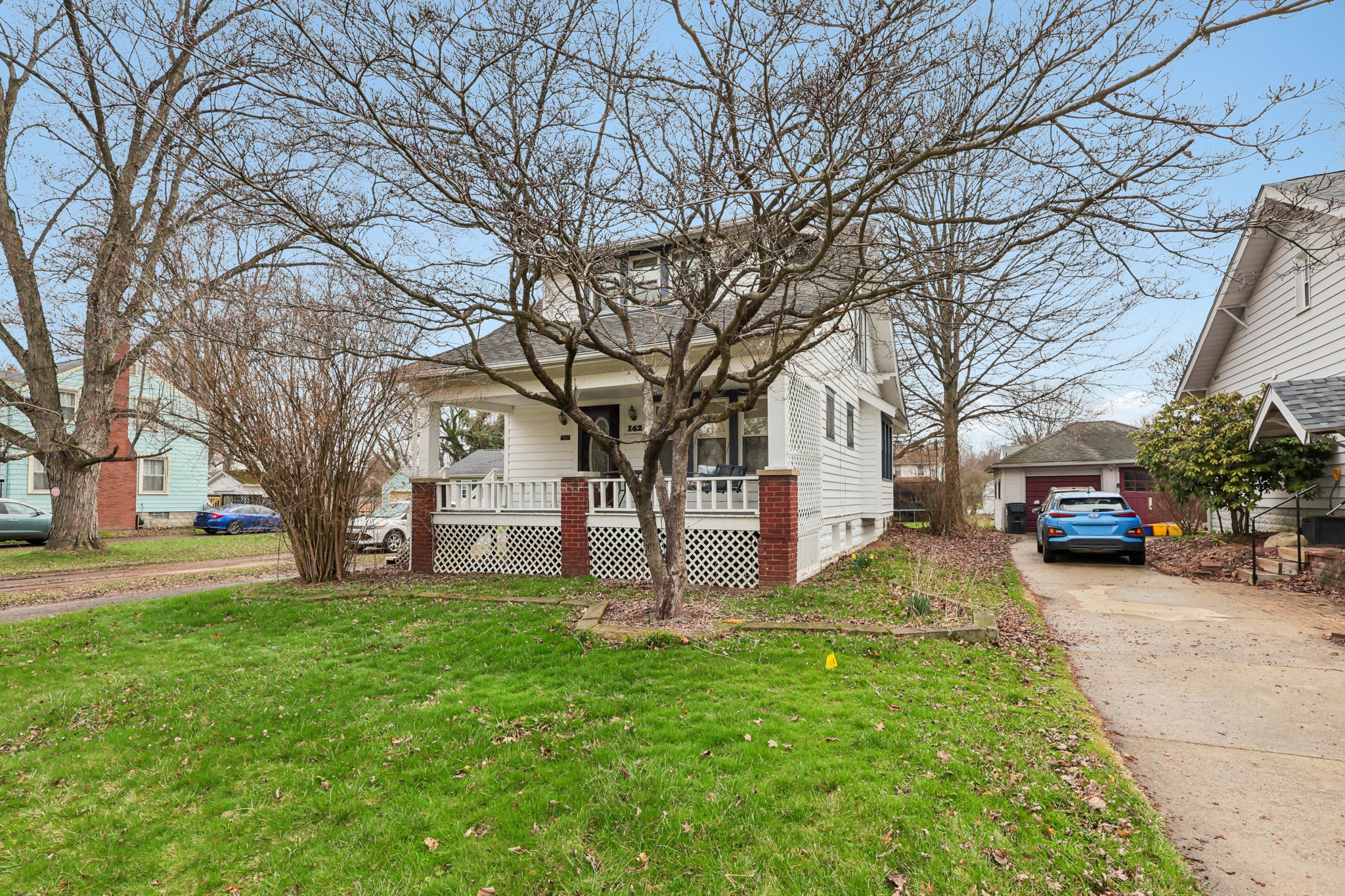 Erskine Ave-S2103-003.jpg