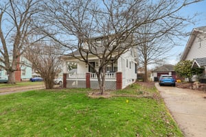 Erskine Ave-S2103-003.jpg