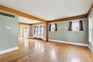 Erskine Ave-S2103-008.jpg