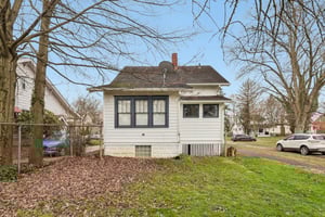 Erskine Ave-S2103-030.jpg