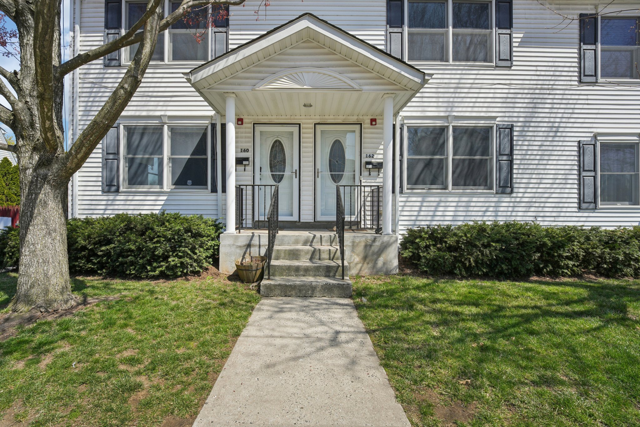 Harding Ave-S1304-004.jpg