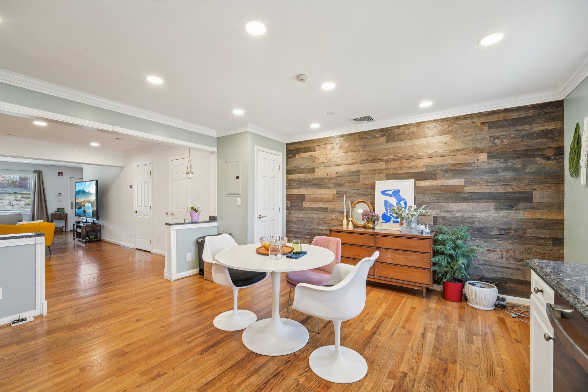 Harding Ave-S1304-016.jpg