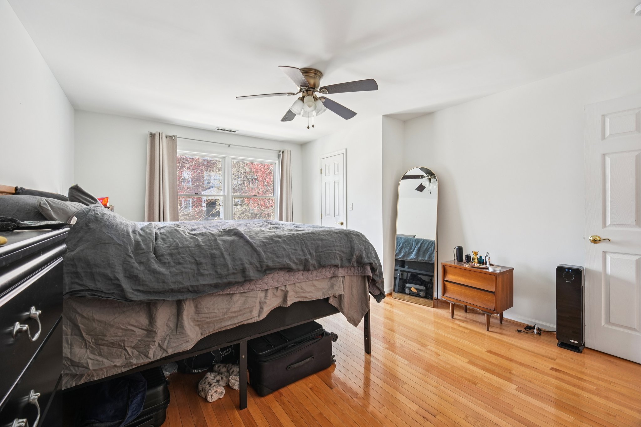 Harding Ave-S1304-026.jpg