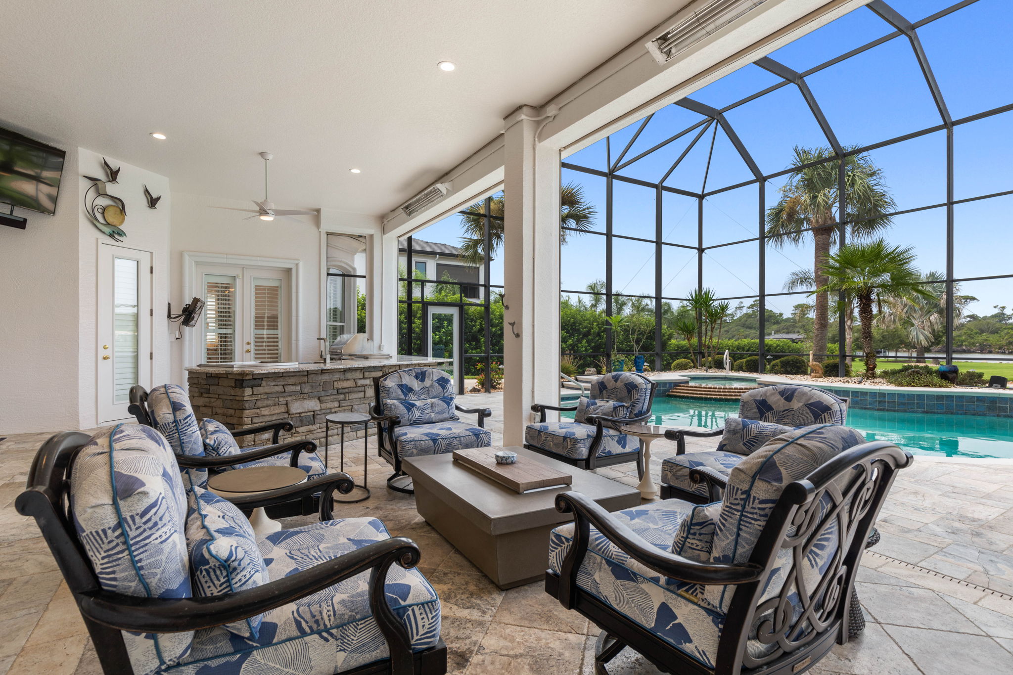  Photo 30