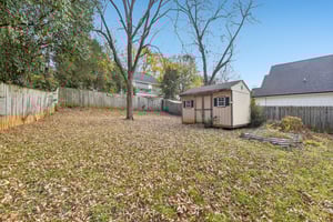 N Smallwood Pl-S2111-021.jpg