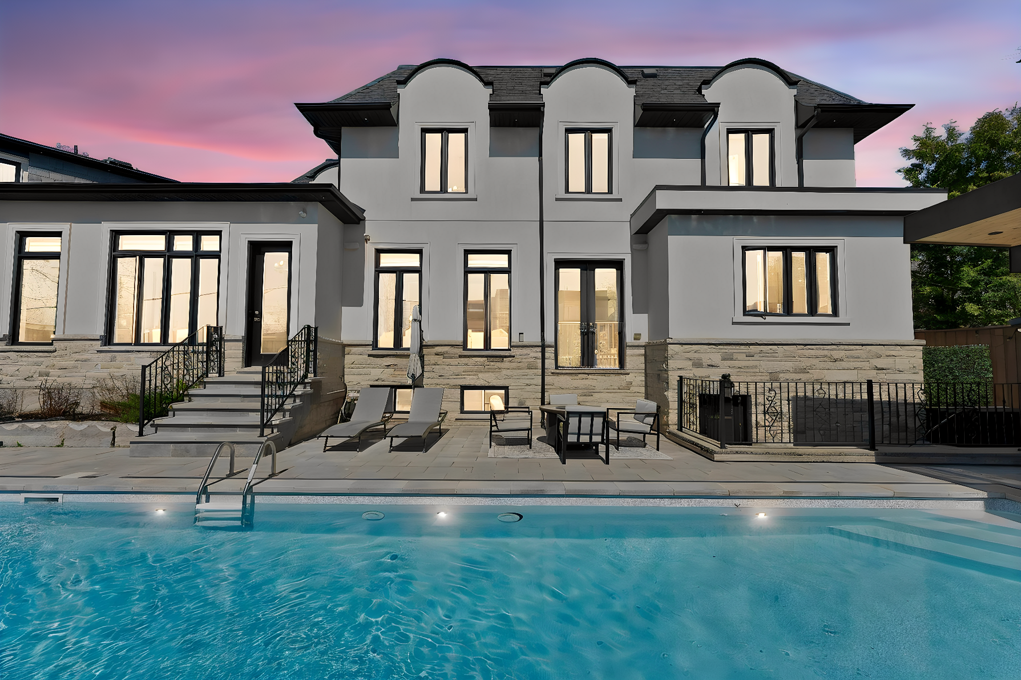 DSC00921 day to dusk.jpeg