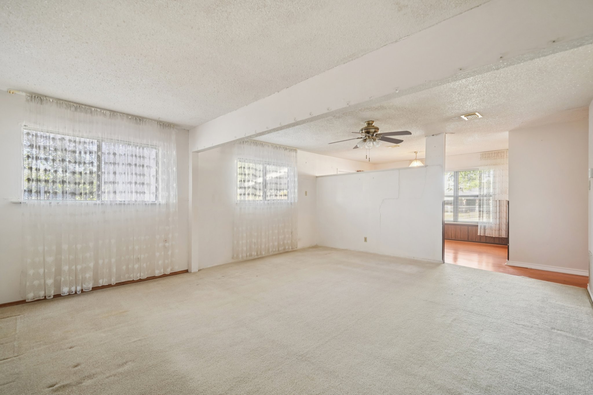 Pleasant Valley St-S0912-009.jpg