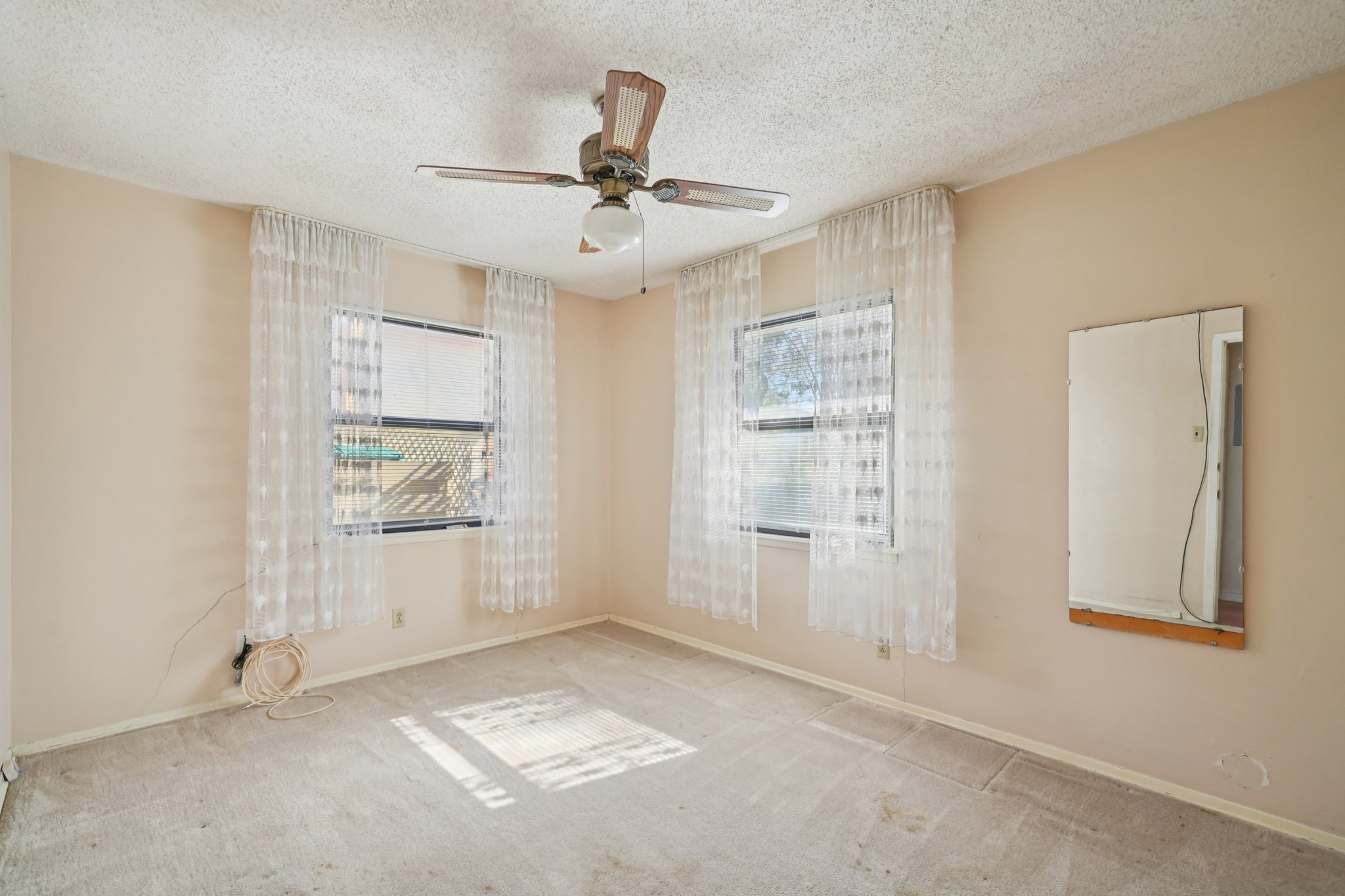 Pleasant Valley St-S0912-019.jpg