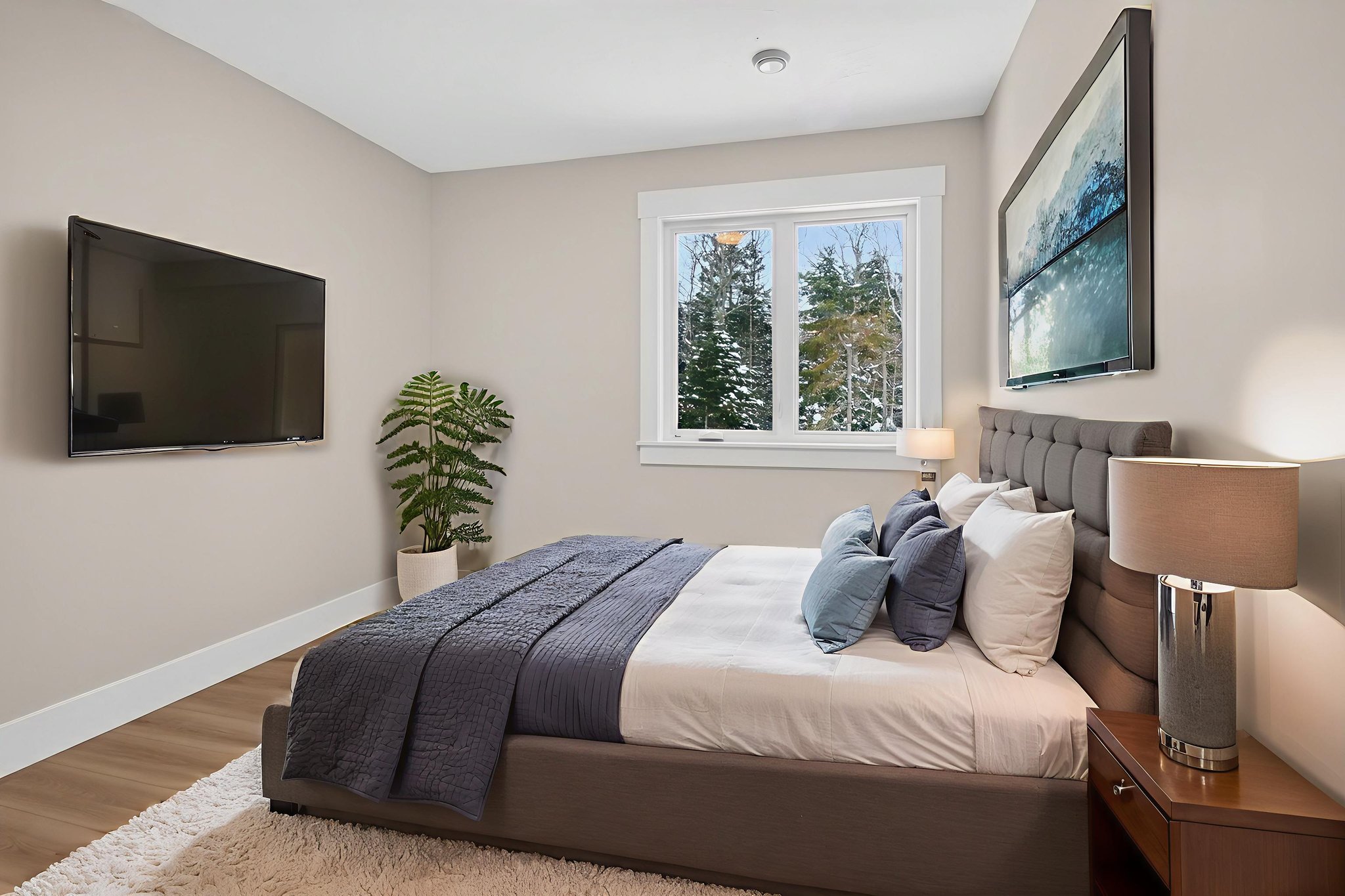 IMG_8067 virtually staged.jpeg