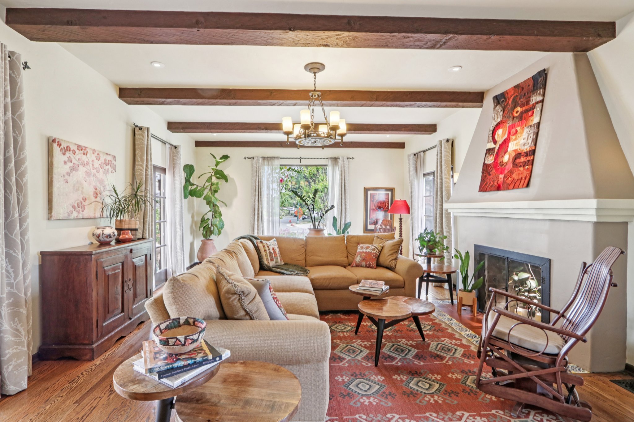 Broadview Dr-S0304-009.jpg