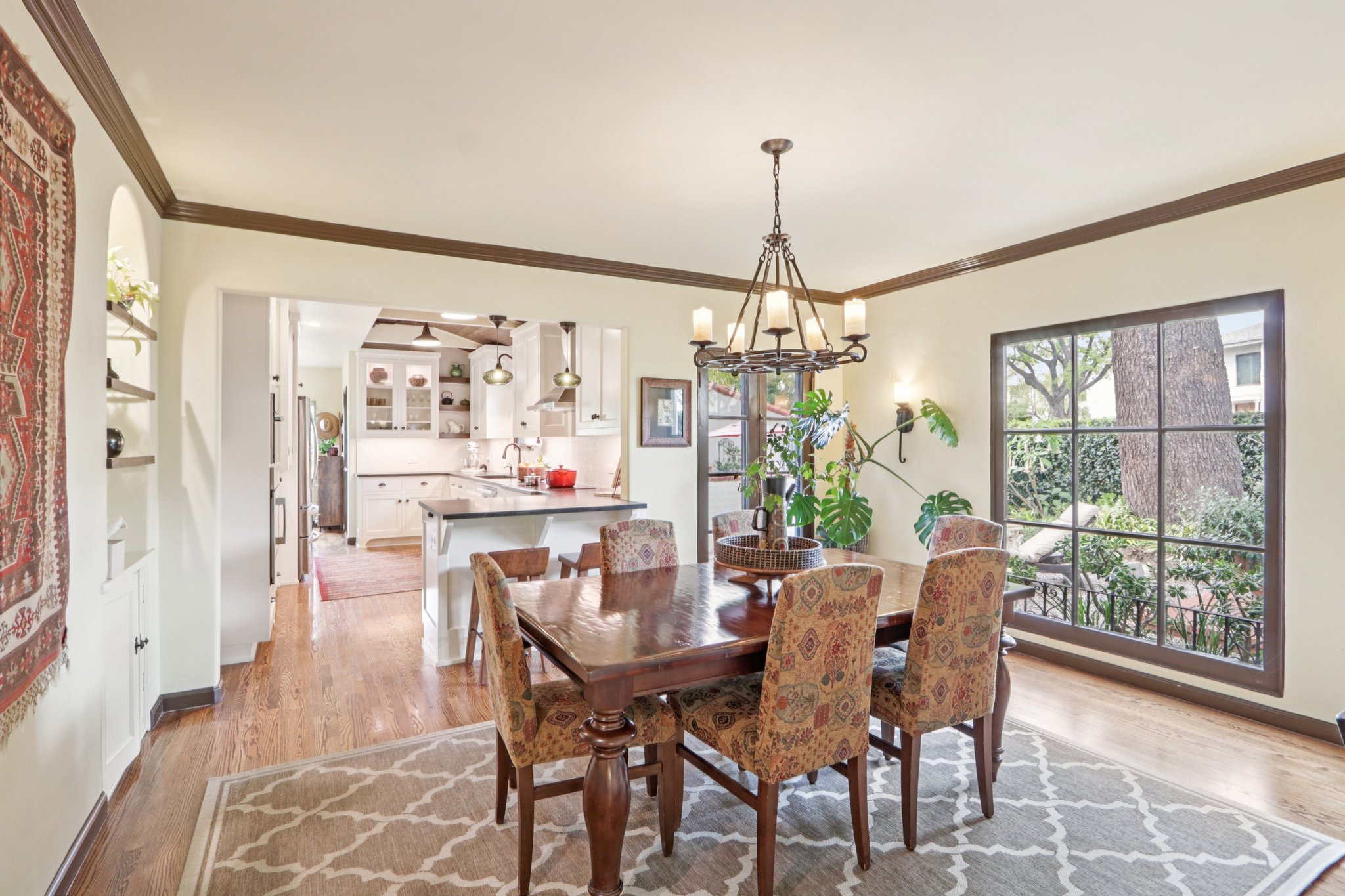 Broadview Dr-S0304-014.jpg