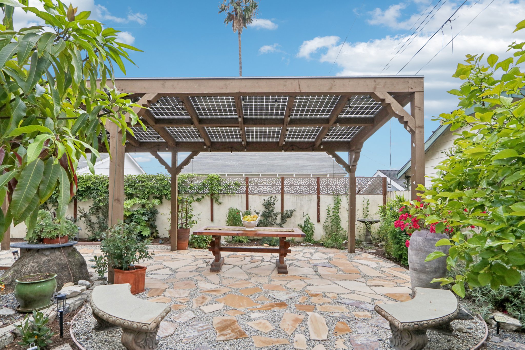 Broadview Dr-S0304-053.jpg