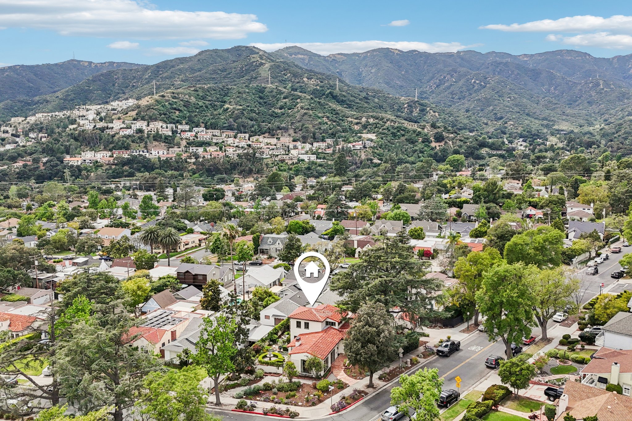 Broadview Dr-S0304-070.jpg