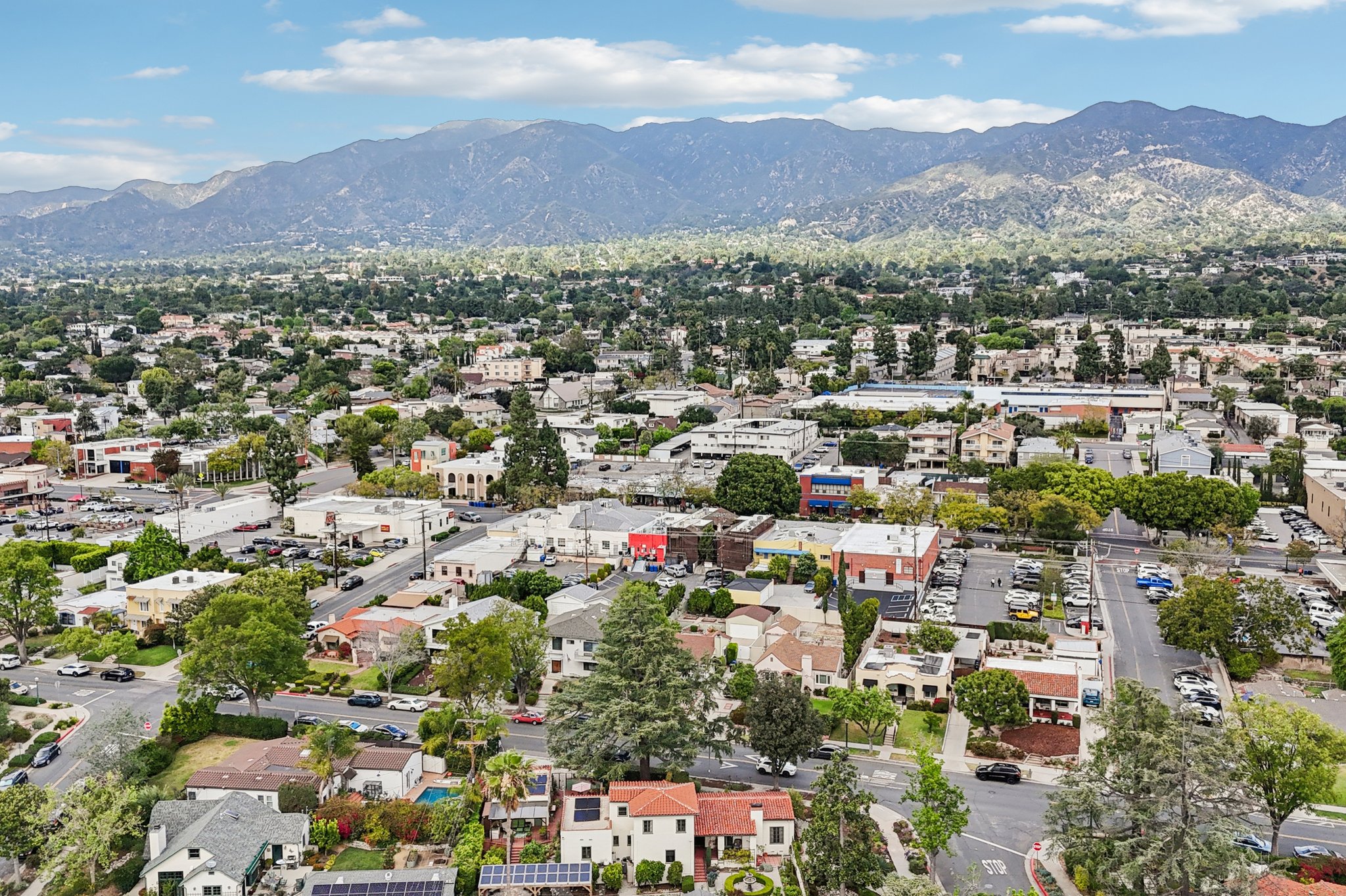 Broadview Dr-S0304-083.jpg