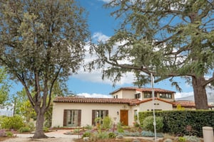 Broadview Dr-S0304-001.jpg