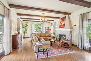 Broadview Dr-S0304-008.jpg