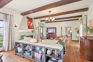 Broadview Dr-S0304-011.jpg