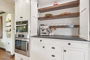 Broadview Dr-S0304-021.jpg