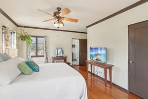 Broadview Dr-S0304-031.jpg