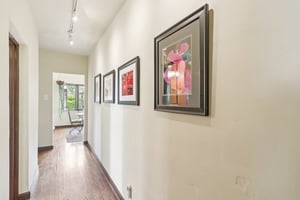 Broadview Dr-S0304-045.jpg