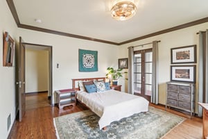 Broadview Dr-S0304-046.jpg