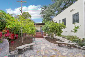 Broadview Dr-S0304-051.jpg