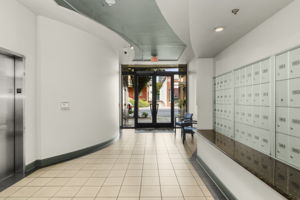 Building - Lobby