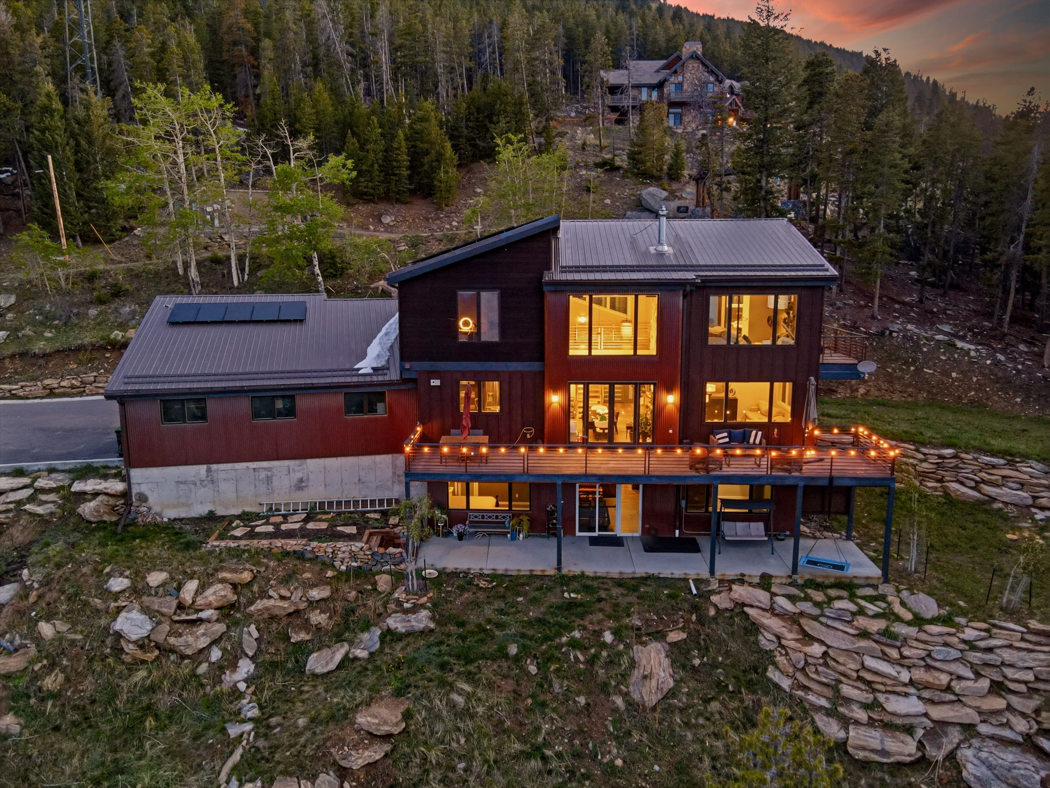  Photo 8