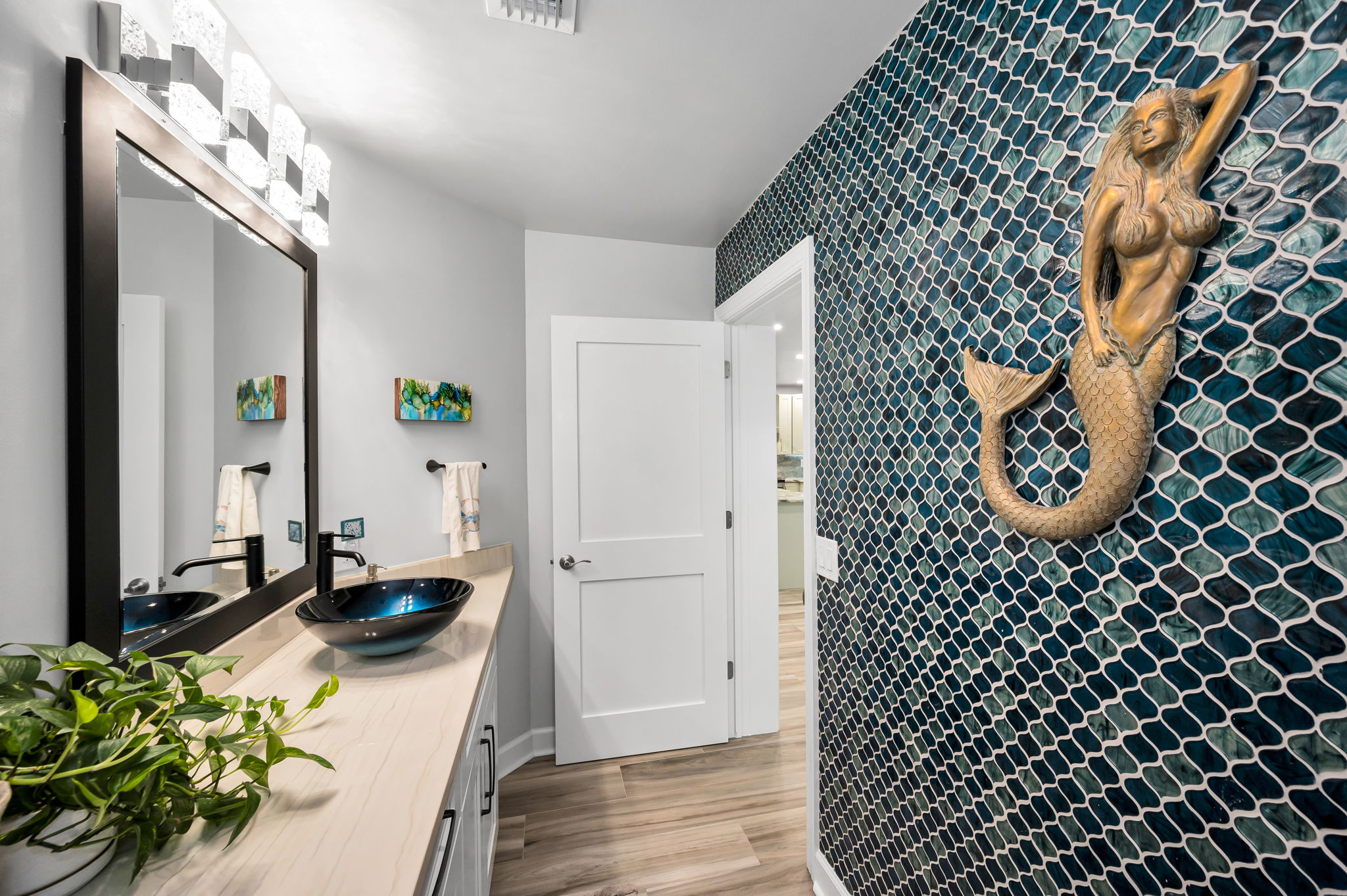 Powder Room1b