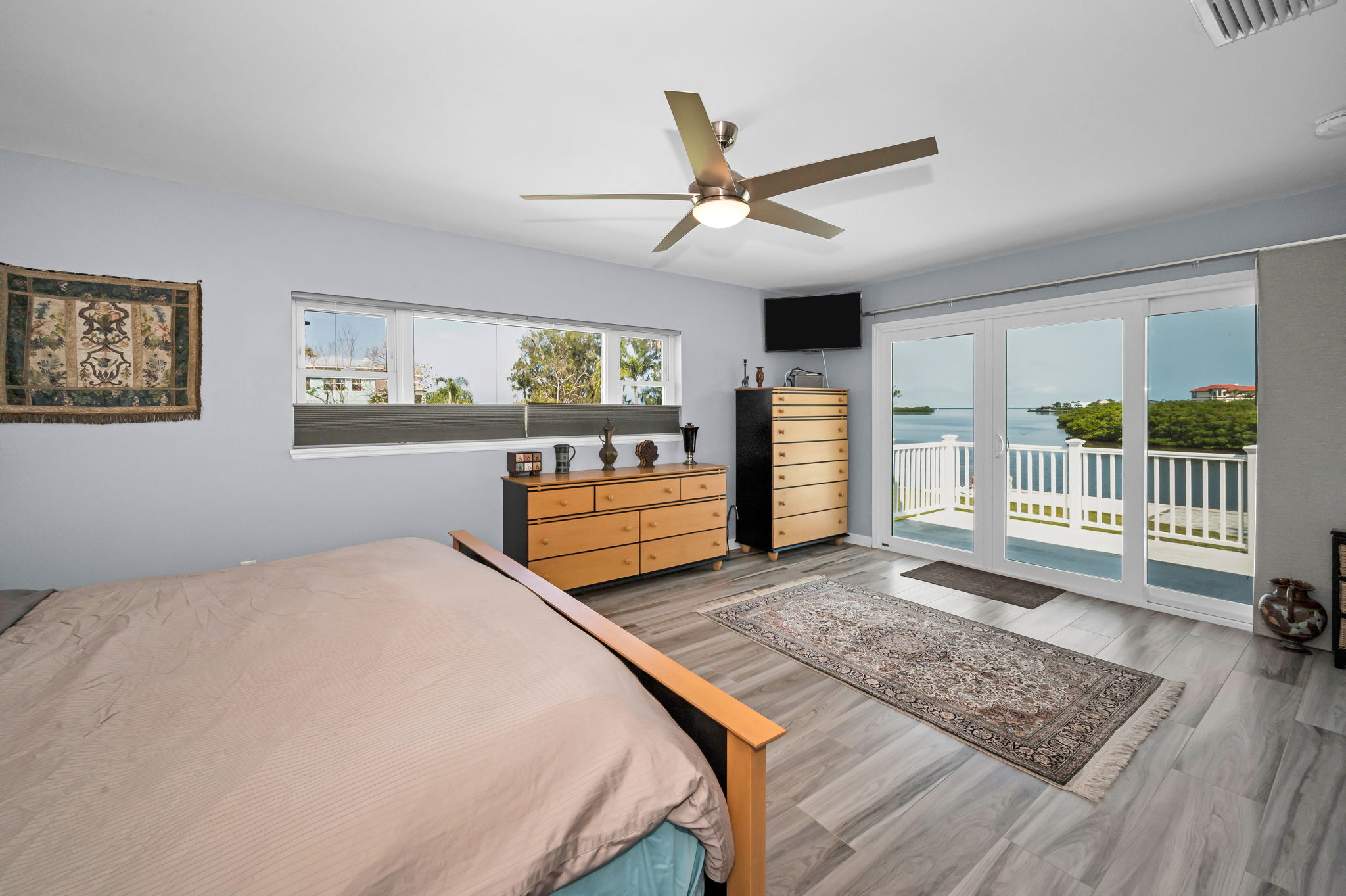 Upper Level Master Bedroom1a