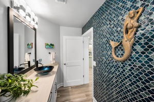 Powder Room1b