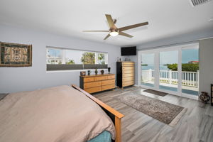 Upper Level Master Bedroom1a