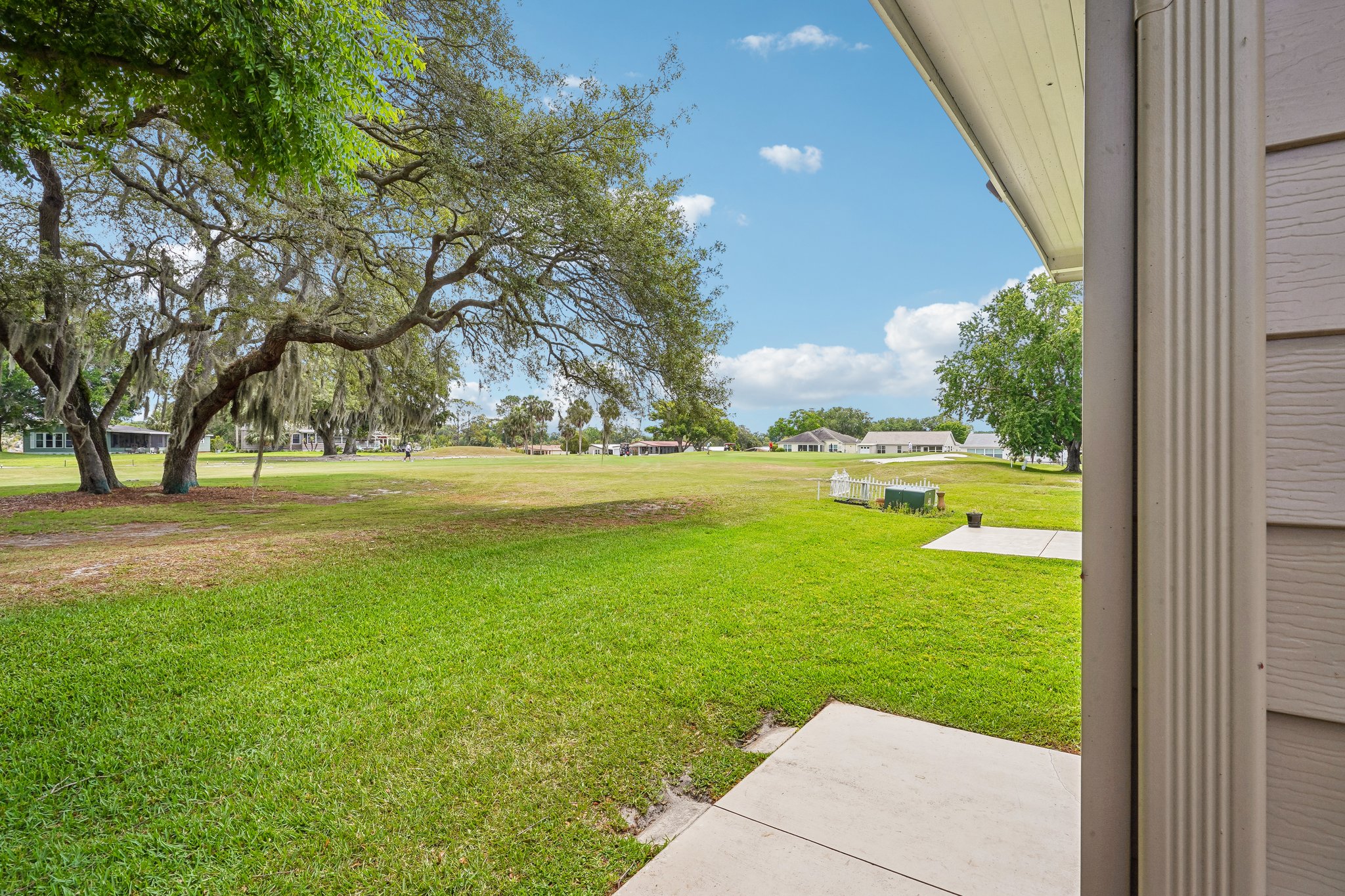 W Schwartz Blvd-S3004-038.jpg