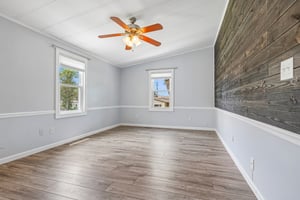 W Schwartz Blvd-S3004-007.jpg