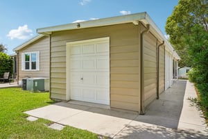 W Schwartz Blvd-S3004-045.jpg