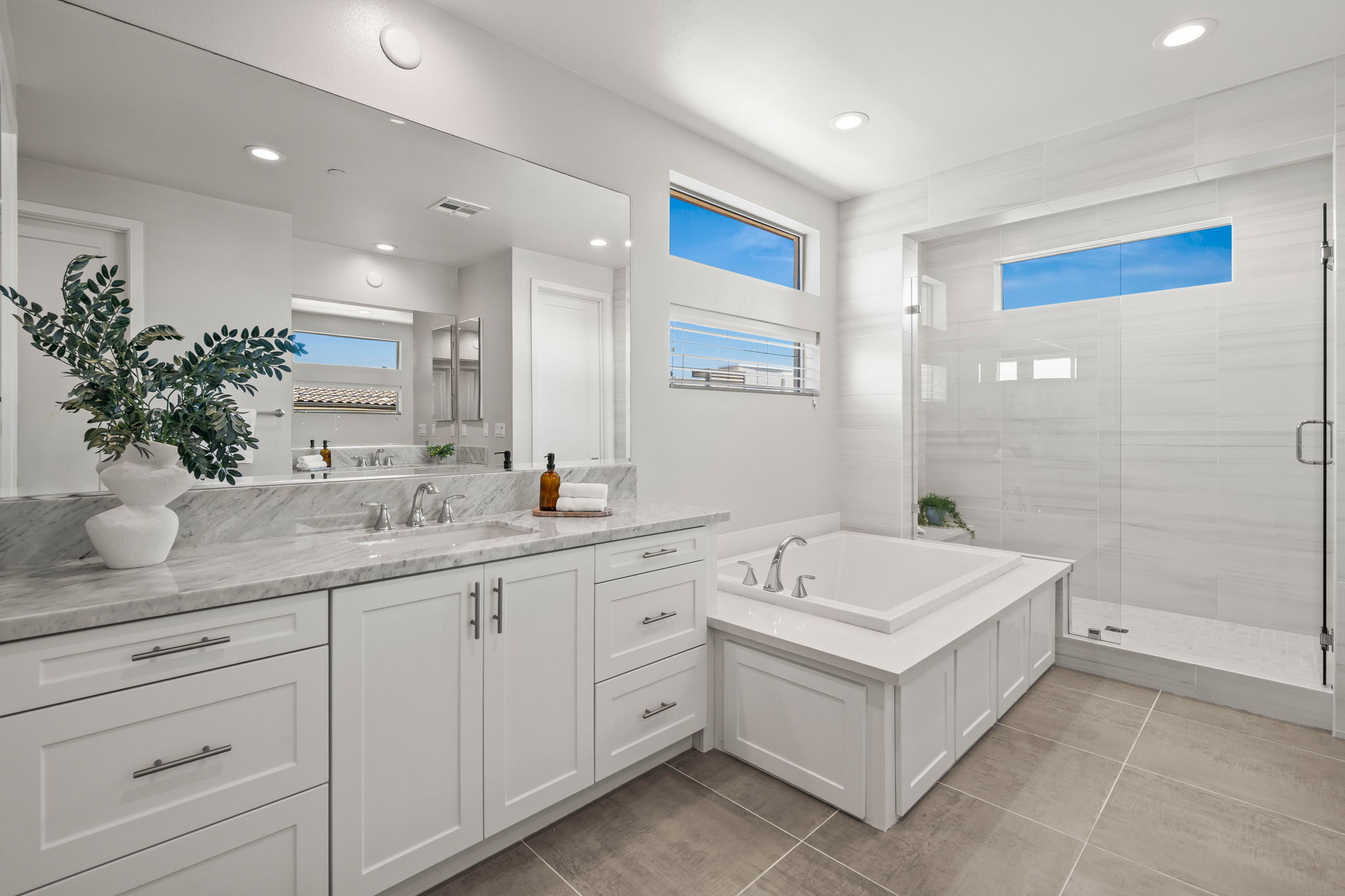 16205 Macy Ln-38
