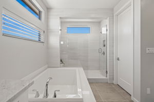 16205 Macy Ln-39