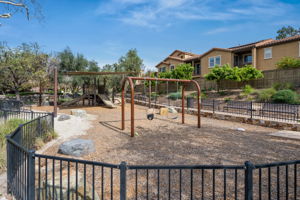 Del Sur Stock Amenities-3