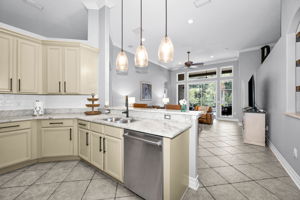 Kitchen 5