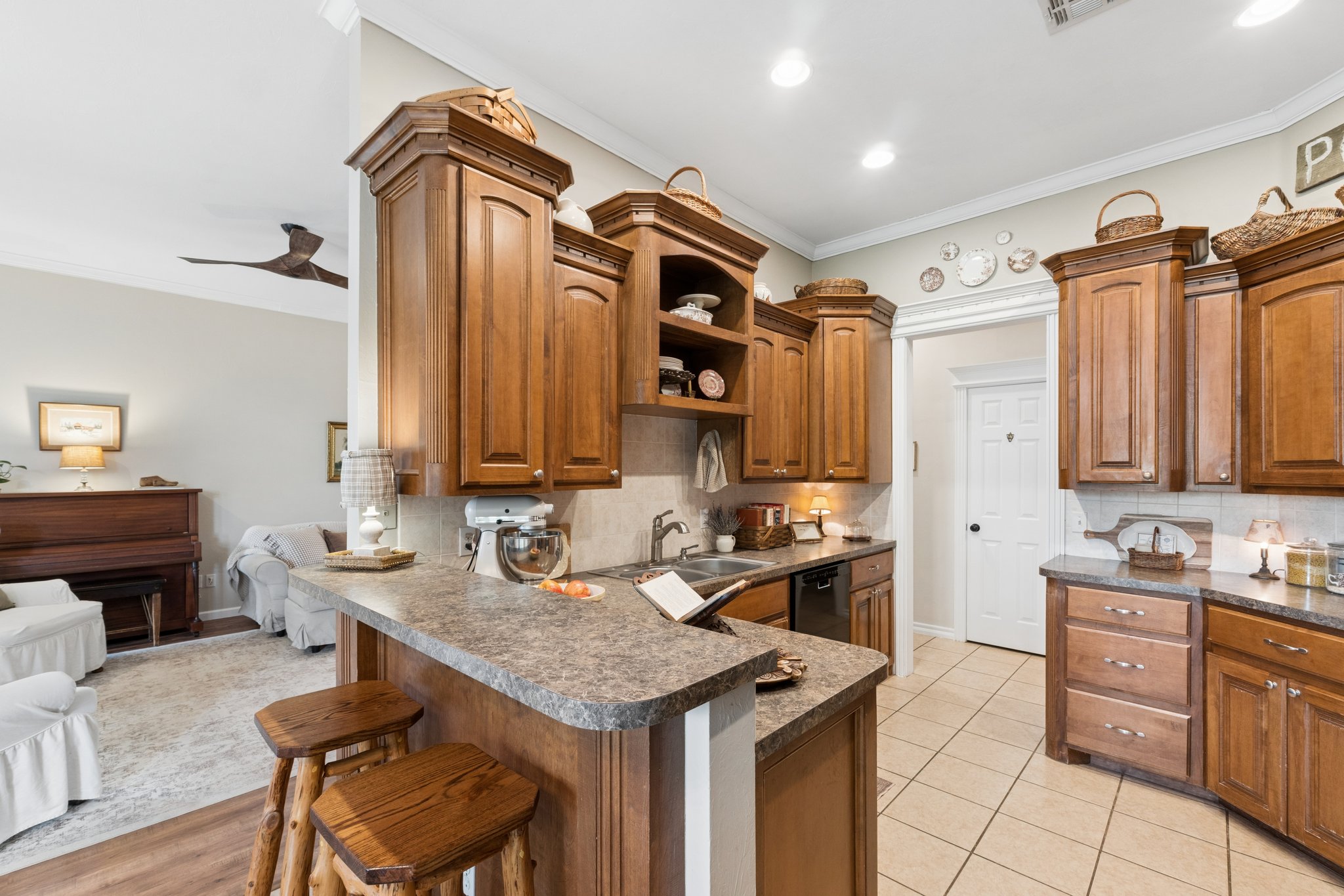 1621 4 Lakes Dr_020.jpg