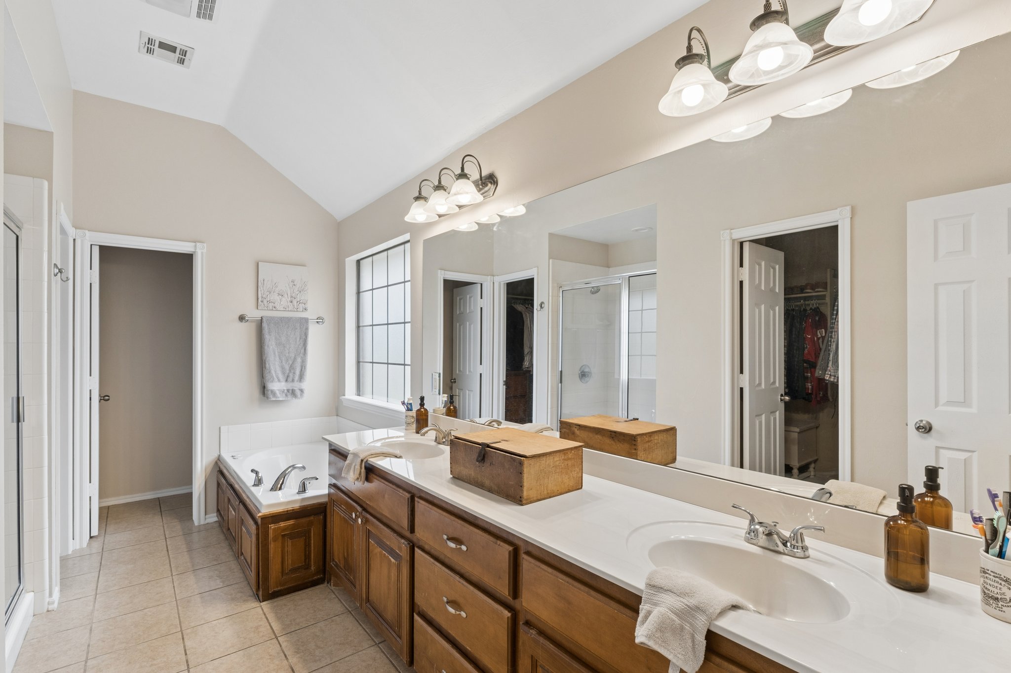 1621 4 Lakes Dr_033.jpg