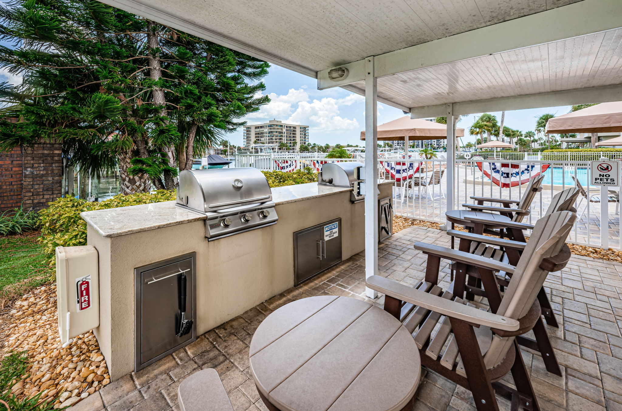 28c-Grilling Area