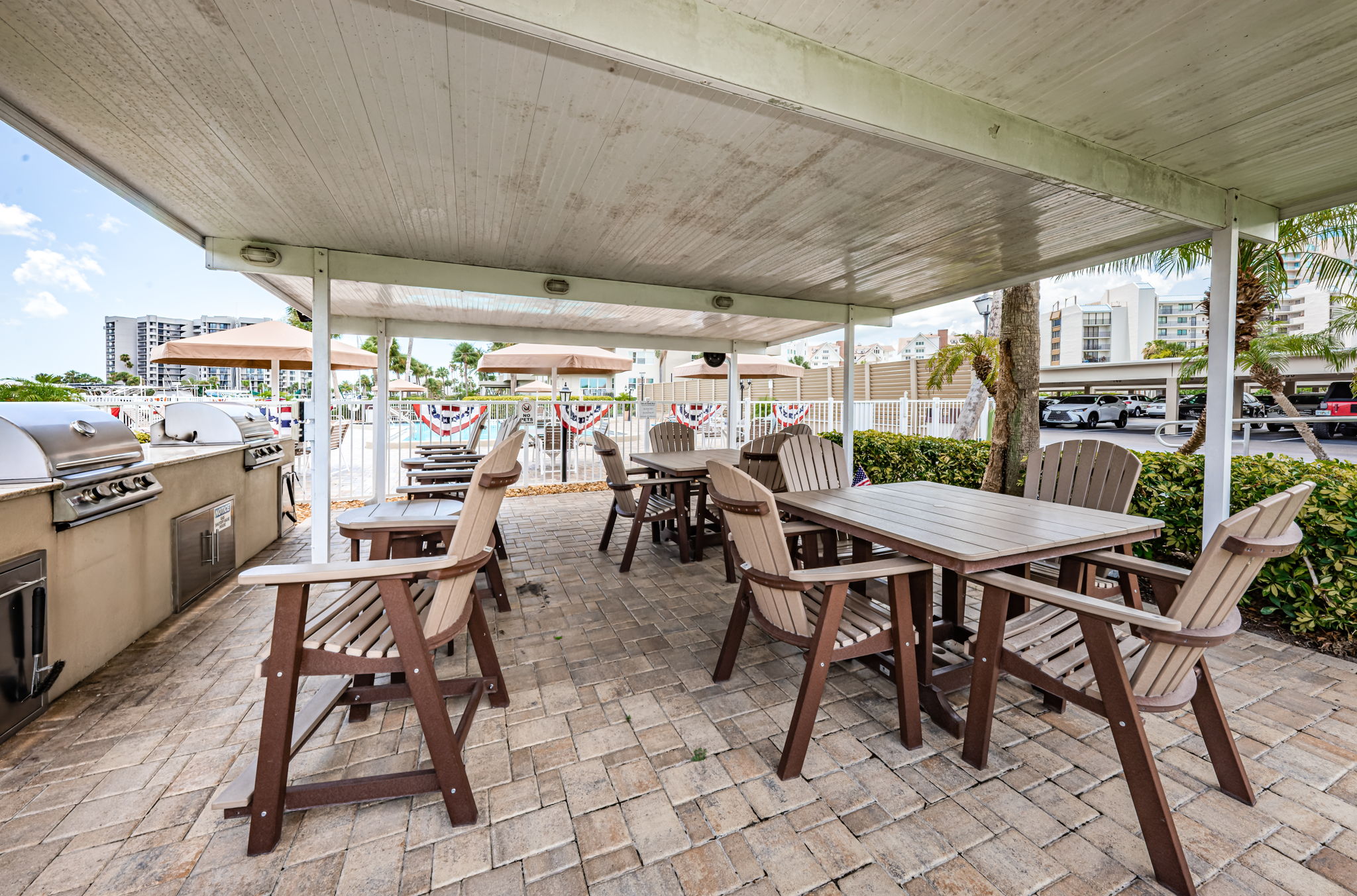 28d-Grilling Area