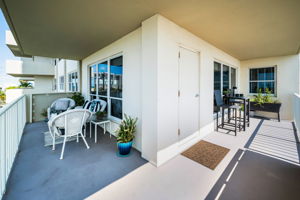 Balcony1