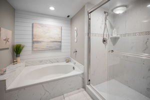 Master Bathroom1b