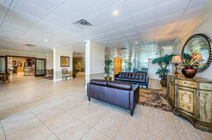 10-Clubhouse